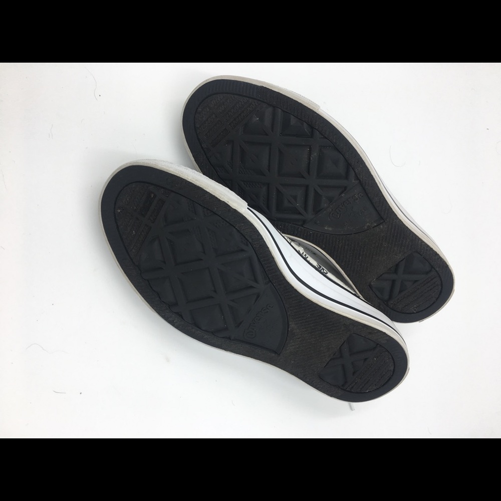 Converse Pineapple Print Low Tops Size Women’s 6 - image 3